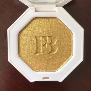 FENTY BEAUTY BY RIHANNA KILLAWATT Highlighter in Trophy Wife